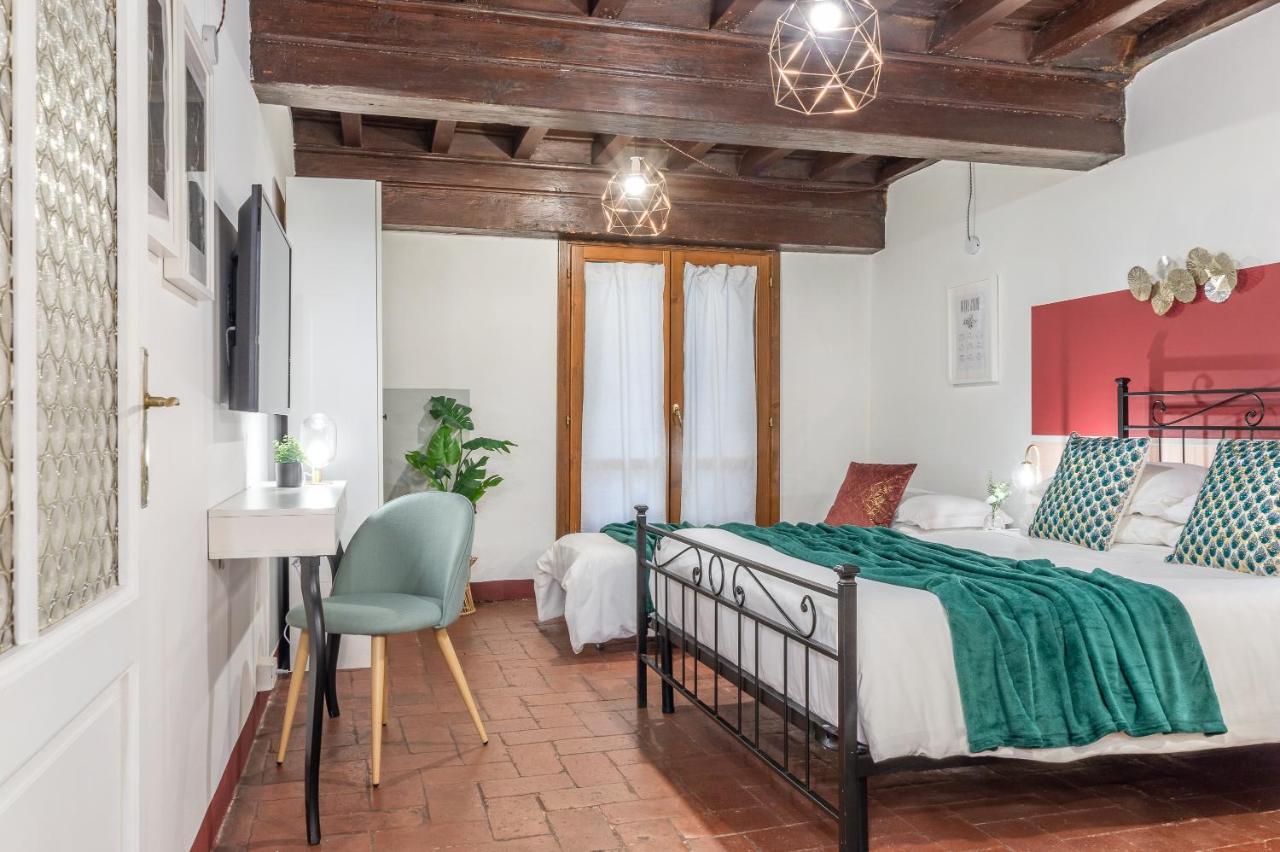 Wine Apartments Florence Ciliegiolo מראה חיצוני תמונה